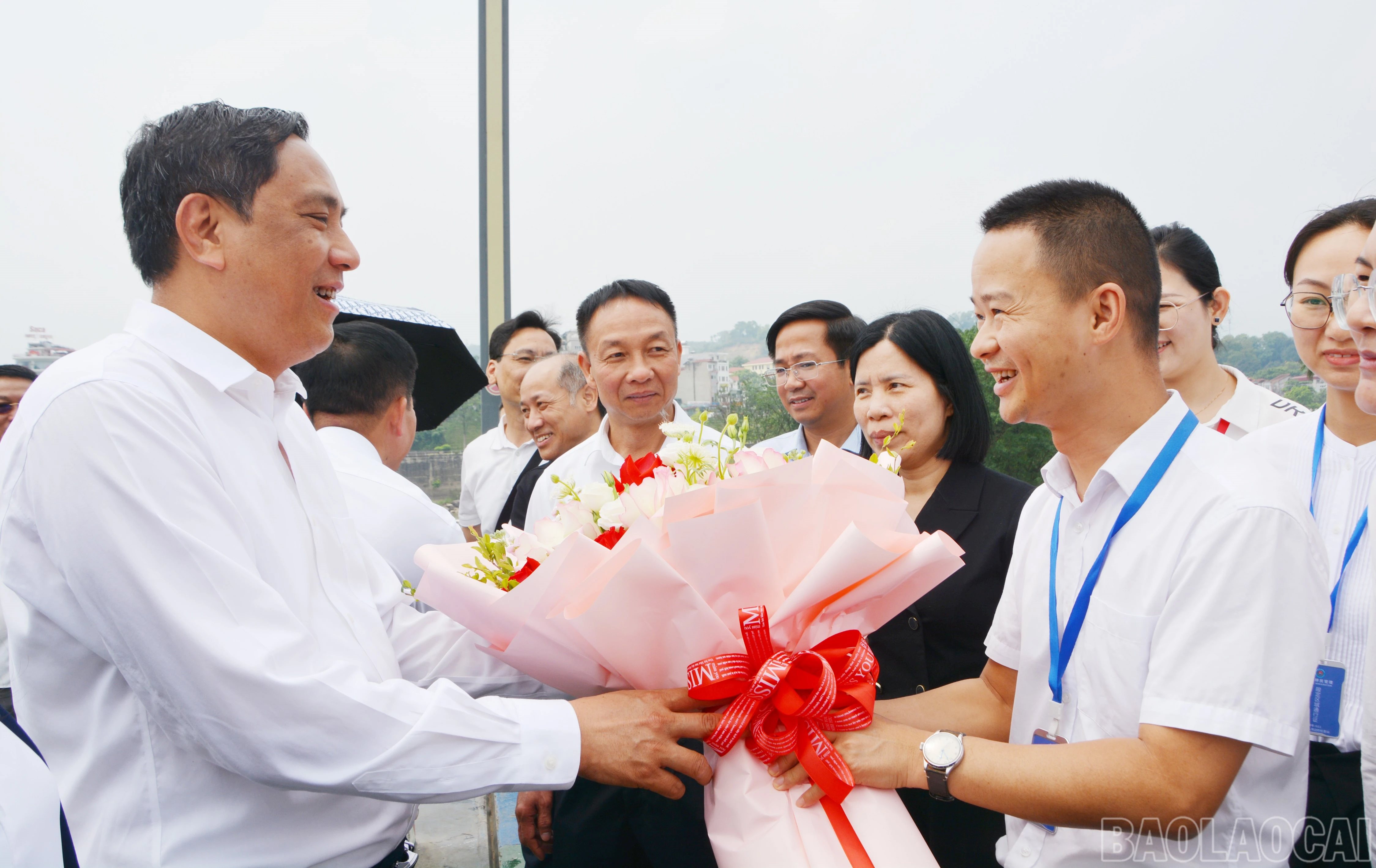 anh tin bai